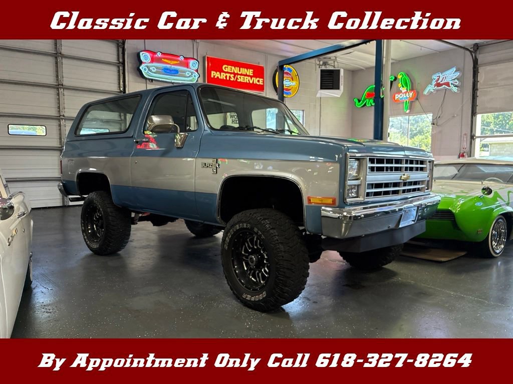 Used 1987 Chevrolet Blazer 4WD image 1