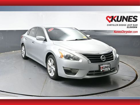 Used 2013 Nissan Altima 2.5 SV FWD image 1
