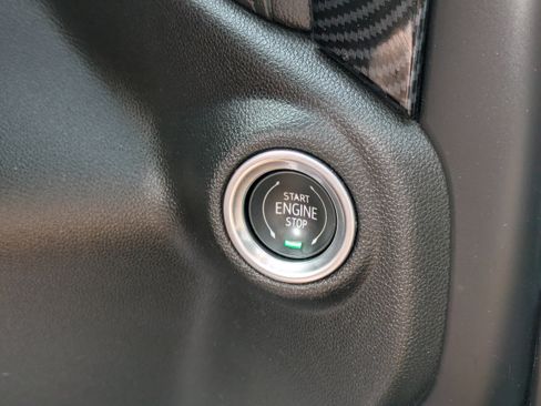 Used 2023 GMC Sierra 2500 Denali w/ Denali Ultimate Package image 30