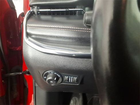 Used 2022 Jeep Compass Limited image 12