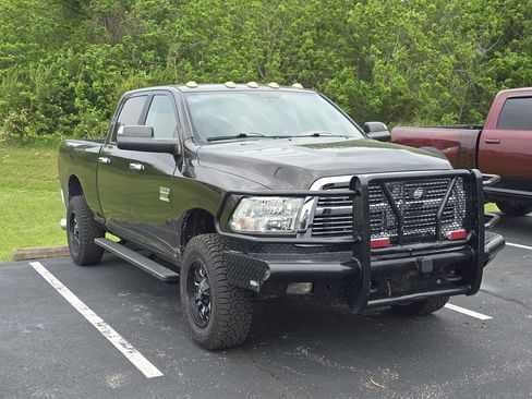 Used 2011 RAM 2500 Big Horn AWD/4WD image 1