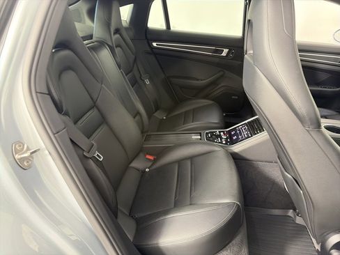 Used 2019 Porsche Panamera Base image 27