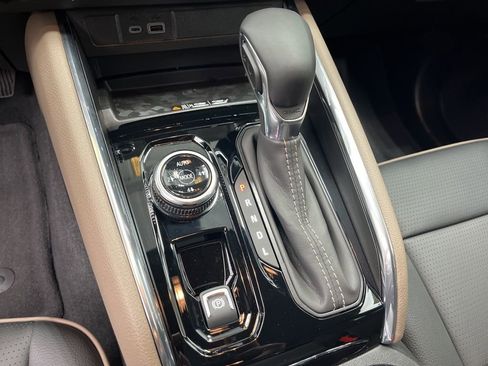 New 2026 GMC Canyon Denali image 18