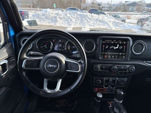 Used 2021 Jeep Wrangler Unlimited Rubicon 4xe w/ Steel Bumper Group image 16