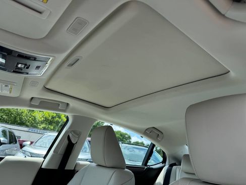 Used 2024 Lexus ES 300h Ultra Luxury w/ Accessory Package (Z2) FWD image 27