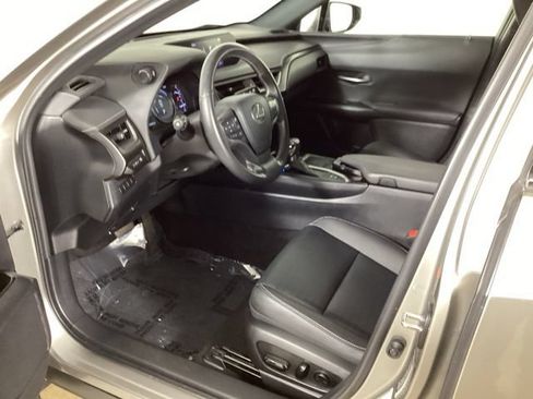 Used 2020 Lexus UX 250h AWD/4WD image 30