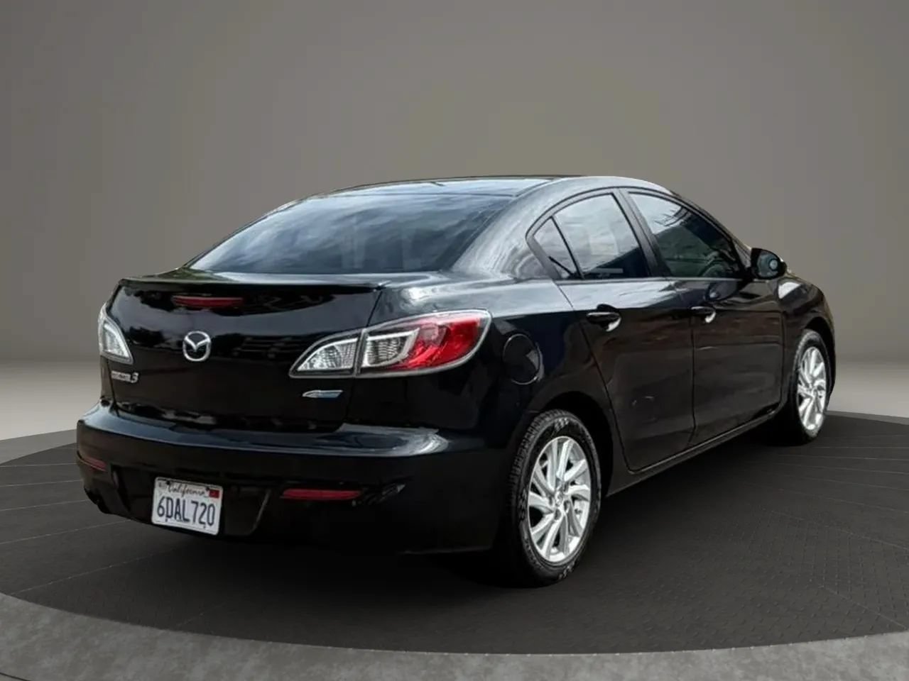 Used 2012 MAZDA MAZDA3 i Touring FWD image 6
