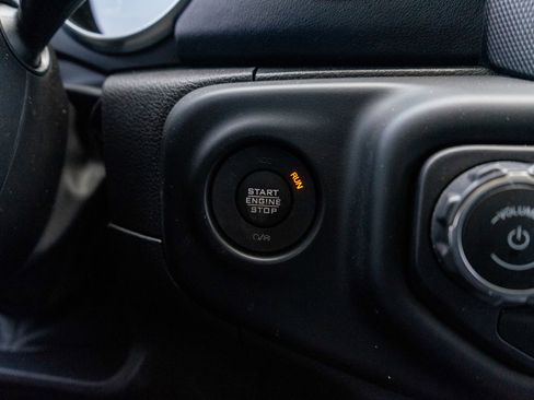 Used 2023 Jeep Wrangler Unlimited Sahara w/ Cold Weather Group AWD/4WD image 22