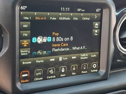 Used 2023 Jeep Wrangler Unlimited Sahara AWD/4WD image 17
