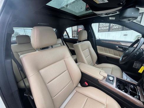 Used 2011 Mercedes-Benz E 350 Sedan image 35