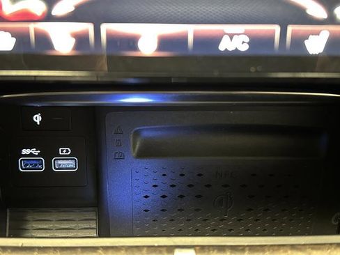 Used 2024 Genesis GV80 3.5T w/ Advanced Package image 25