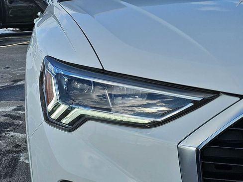 Used 2025 Audi Q3 2.0T Premium image 9