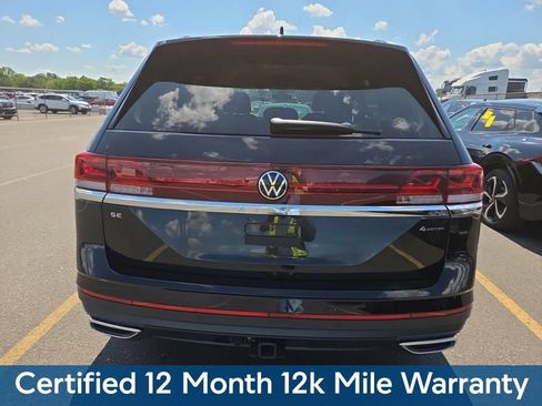 Used 2025 Volkswagen Atlas SE AWD/4WD image 2