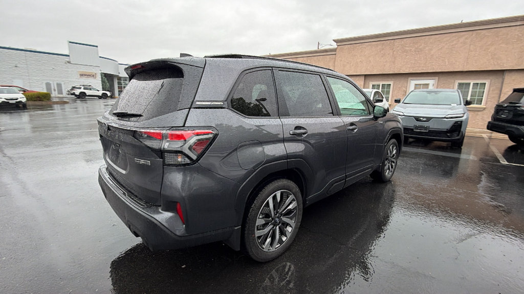 New 2026 Subaru Forester Touring AWD/4WD image 4