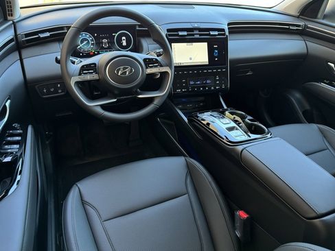 Used 2024 Hyundai Tucson SEL image 2