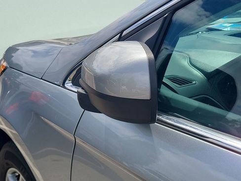 Used 2024 Ford Edge SEL image 8