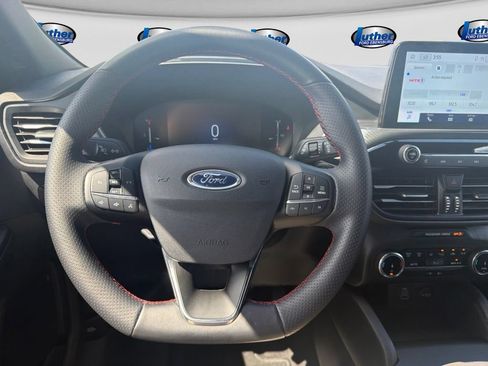 Used 2025 Ford Escape ST-Line FWD image 21