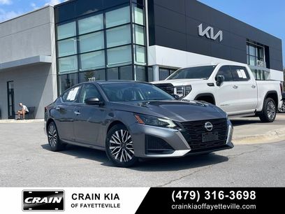 Used 2025 Nissan Altima 2.5 SV