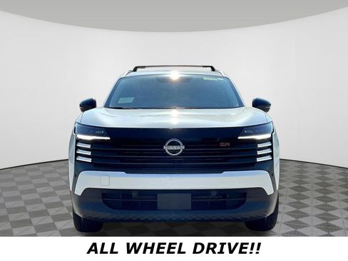 Certified 2026 Nissan Kicks SR w/ Cold Weather Package AWD/4WD image 2