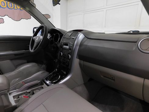 Used 2007 Suzuki Grand Vitara Luxury image 80