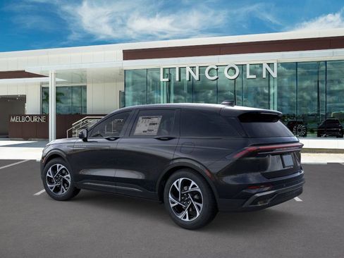 New 2025 Lincoln Nautilus Premier w/ Jet Appearance Package image 4