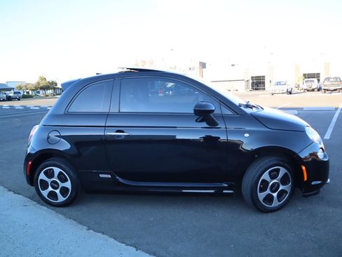 Used 2016 FIAT 500 e image 5