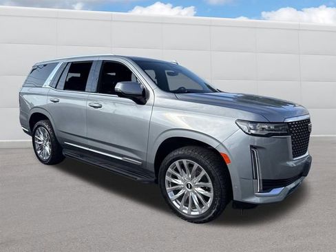 Used 2023 Cadillac Escalade Premium Luxury image 11