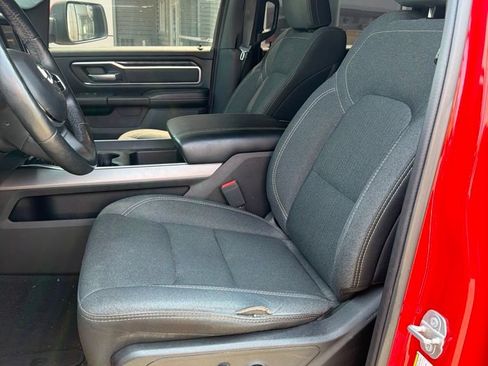 Used 2019 RAM 1500 Big Horn RWD image 9
