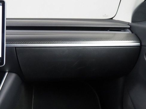 Used 2018 Tesla Model 3 Long Range image 36