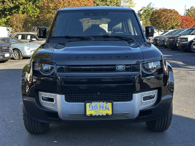 Used 2025 Land Rover Defender 110 S AWD/4WD image 2