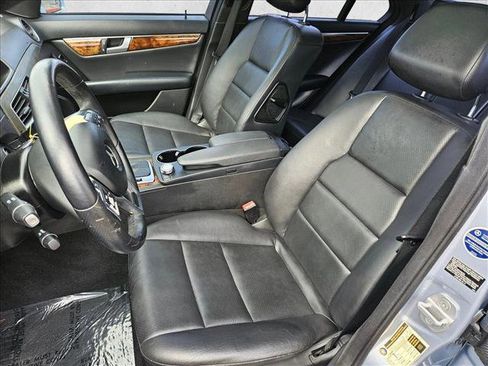 Used 2013 Mercedes-Benz C 250 Sedan image 14
