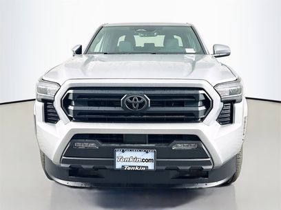 New 2025 Toyota Tacoma SR5