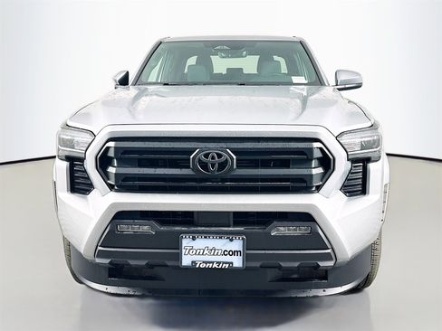 New 2025 Toyota Tacoma SR5 image 2
