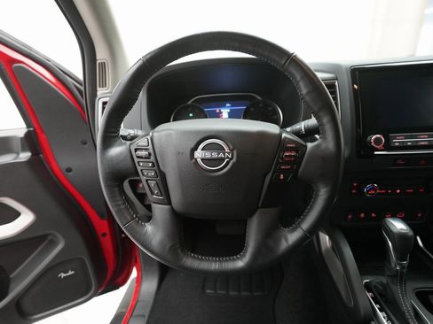 Certified 2023 Nissan Frontier SV w/ SV Convenience Package image 4