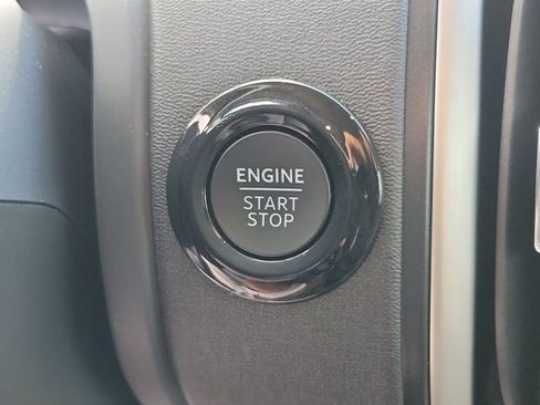 New 2025 Ford Expedition Max Active RWD image 17