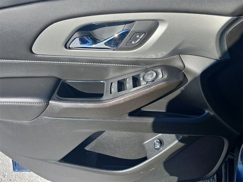 Certified 2023 Chevrolet Traverse LT image 23