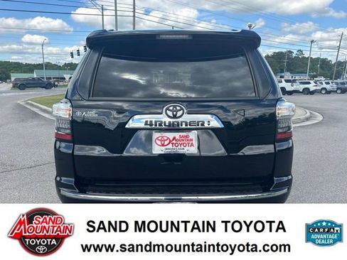 Used 2024 Toyota 4Runner Limited AWD/4WD image 4