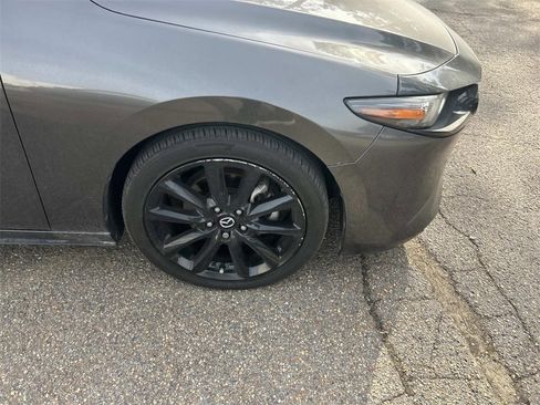 Used 2019 MAZDA MAZDA3 AWD Hatchback w/ Premium Pkg image 10