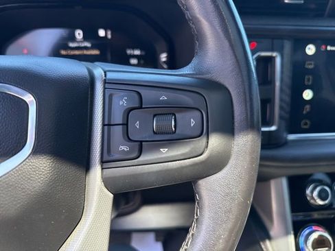 Used 2022 GMC Yukon XL Denali w/ Denali Premium Package AWD/4WD image 21