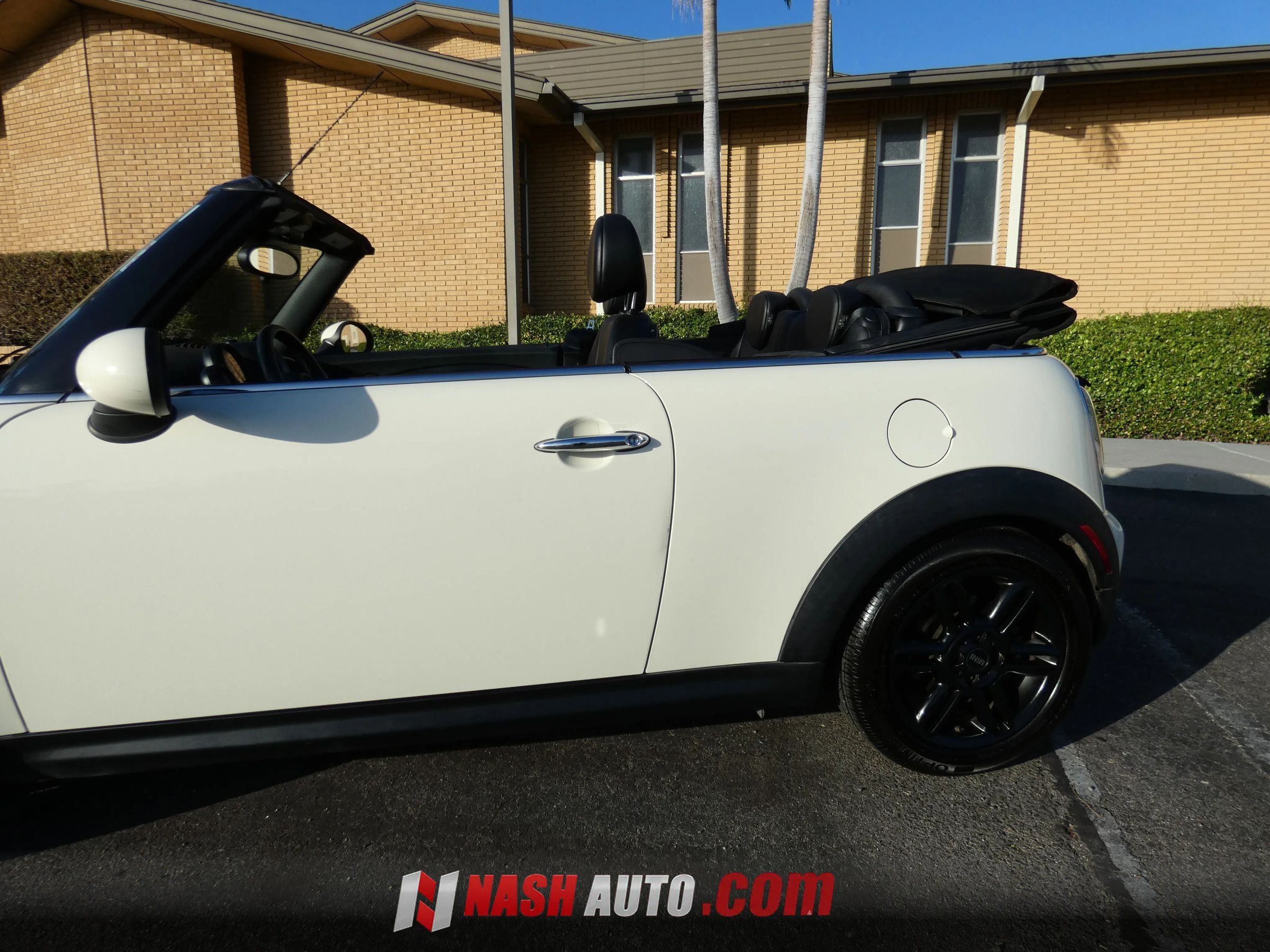 Used 2015 MINI Cooper Convertible FWD image 13
