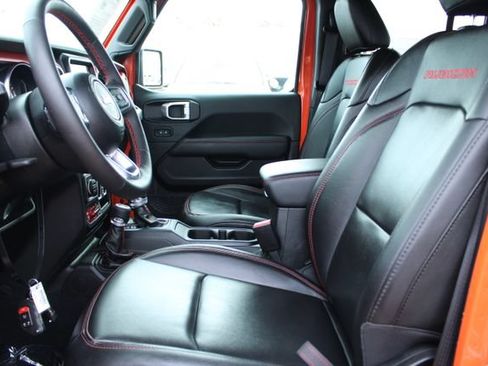 Used 2023 Jeep Gladiator Rubicon w/ LED Lighting Group AWD/4WD image 43