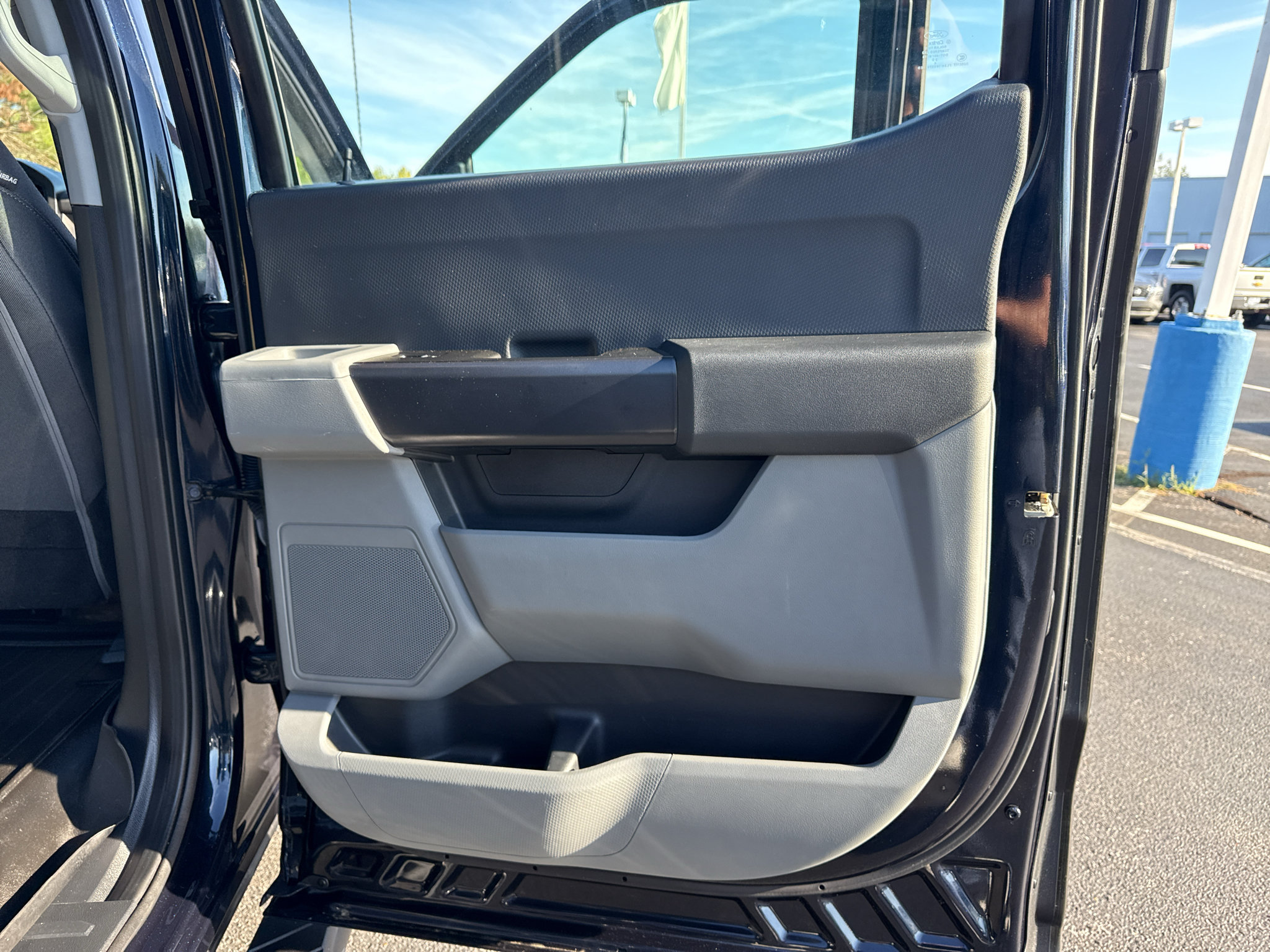 Used 2022 Ford F150 XL w/ Equipment Group 101A High RWD image 13