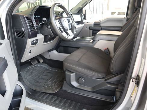 Used 2017 Ford F150 XL w/ Equipment Group 101A Mid RWD image 42