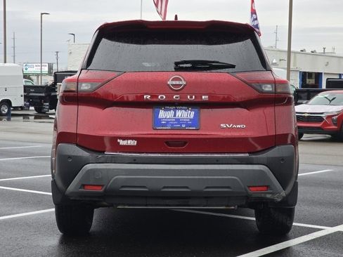 Used 2023 Nissan Rogue SV w/ SV Premium B Package image 18