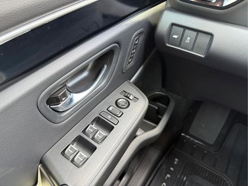 New 2025 Honda Pilot Touring image 29