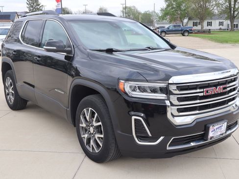 Used 2023 GMC Acadia SLE w/ Driver Convenience Package AWD/4WD image 4
