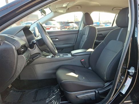 Used 2024 Nissan Sentra SV image 13