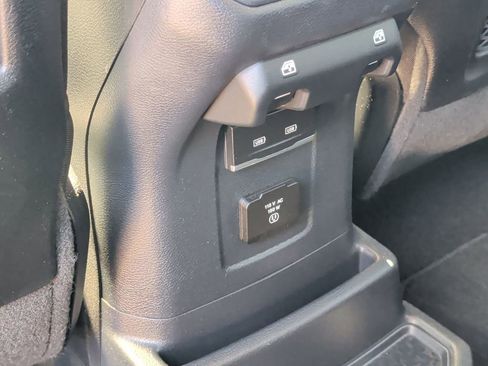 Used 2021 Jeep Wrangler Unlimited Rubicon 4xe w/ Safety Group AWD/4WD image 21
