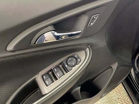 Used 2022 Chevrolet Malibu LT image 26