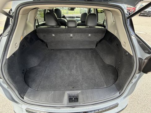 Used 2023 Nissan Murano Platinum w/ Cargo Package FWD image 9